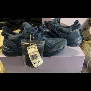 Brand new Ivy Park Adidas sneakers